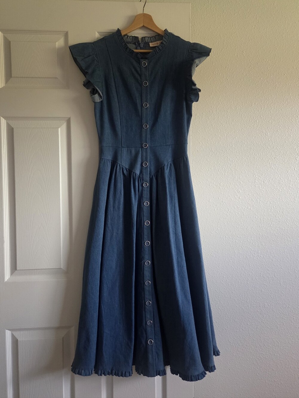 Ivy City Co Nelly dress in Denim Size 2